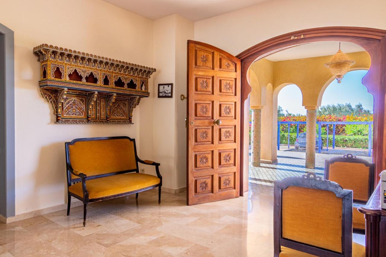 Palais Les Sources De L'Atlas & Spa El Harkat Exteriör bild