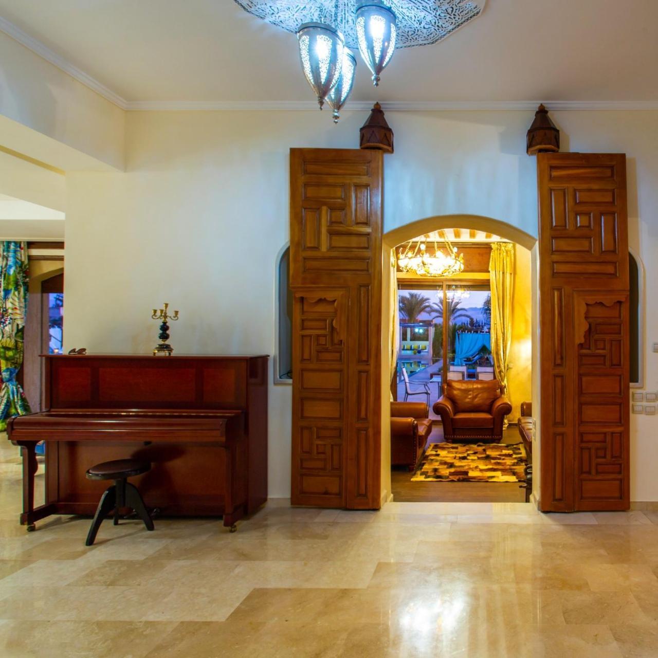 Palais Les Sources De L'Atlas & Spa El Harkat Exteriör bild