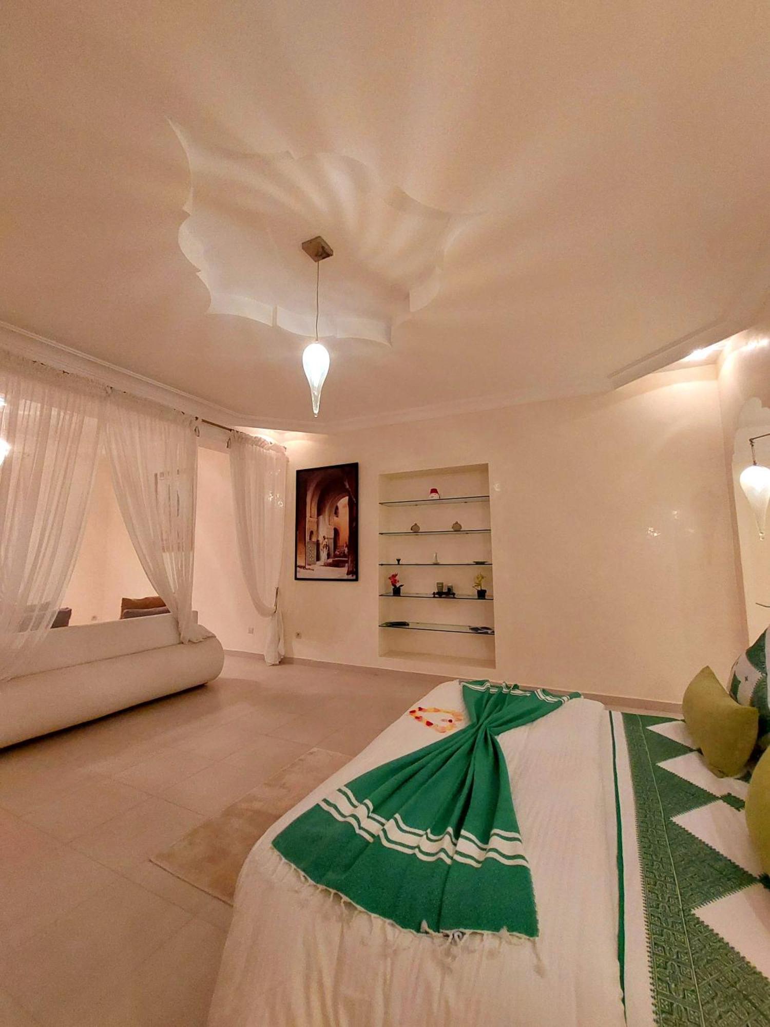 Palais Les Sources De L'Atlas & Spa El Harkat Exteriör bild